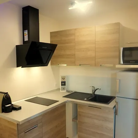Résidence DESCHAMPS Montluçon Extérieur photo