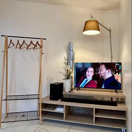 Résidence DESCHAMPS Montluçon Extérieur photo