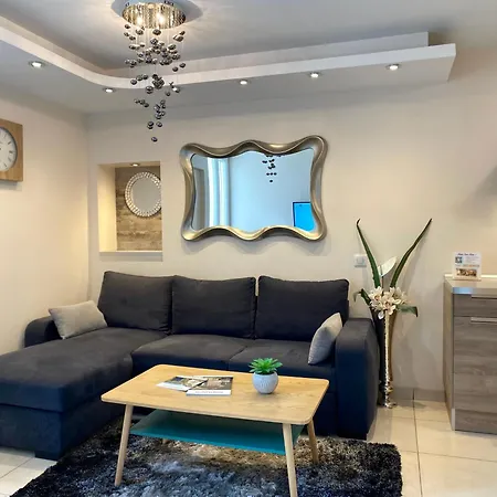Résidence DESCHAMPS Montluçon Extérieur photo