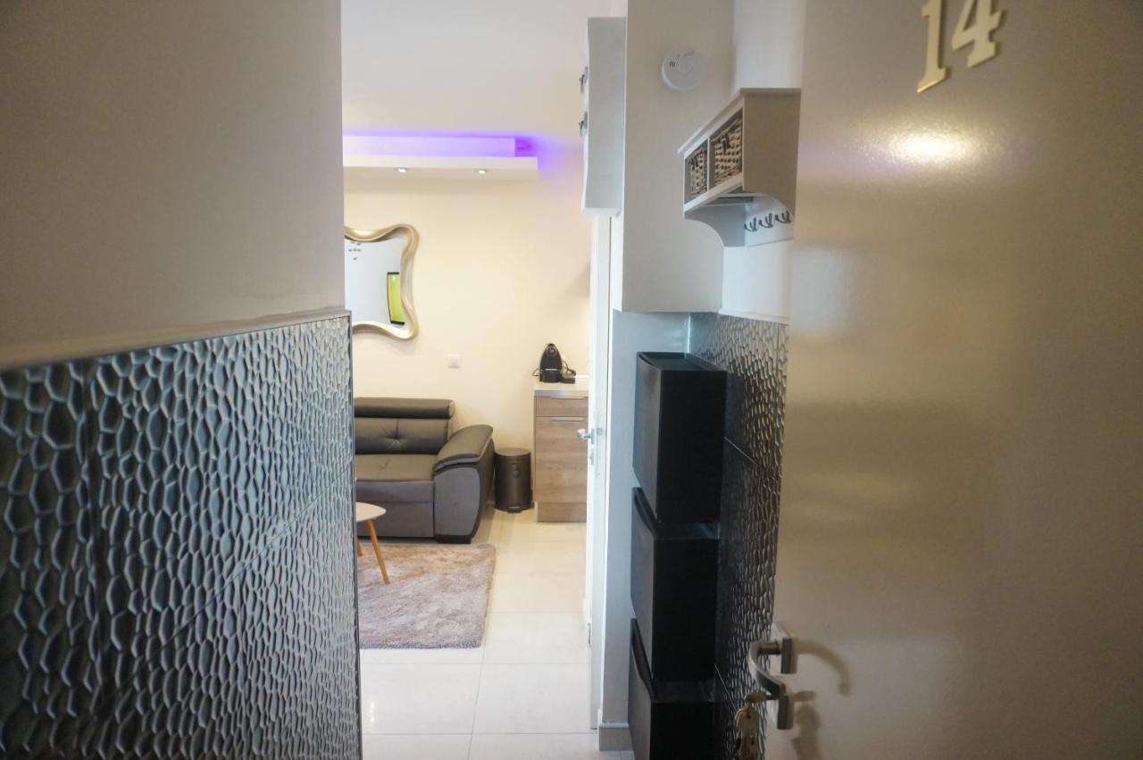 Apartment Deschamps