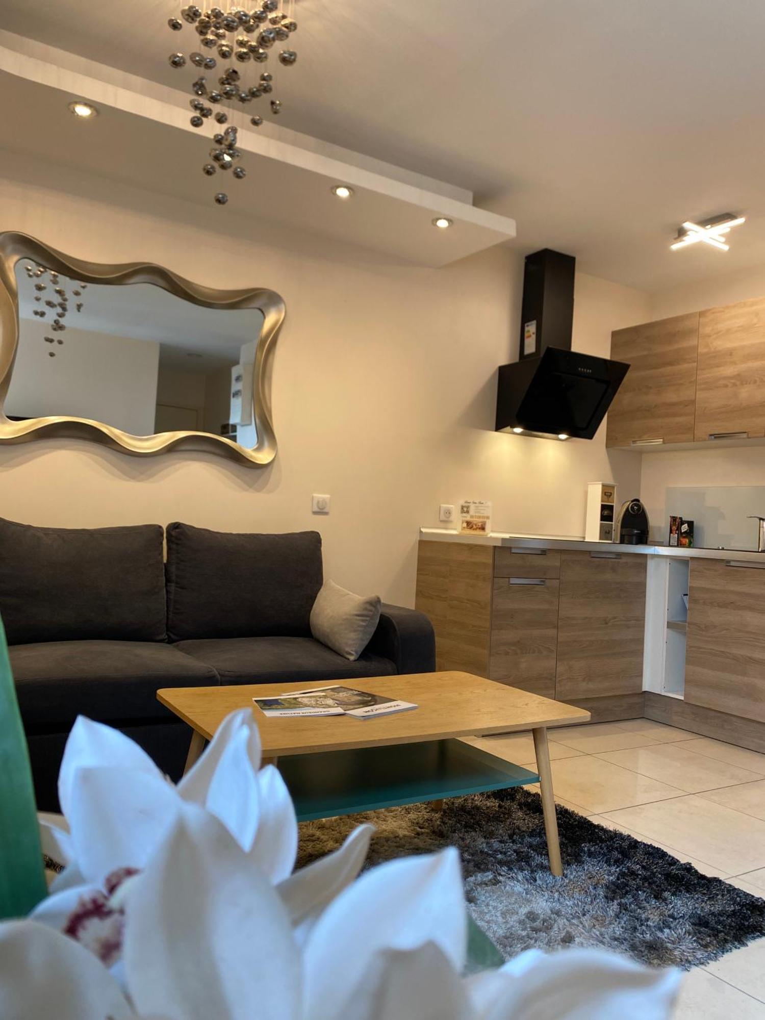 Apartment Deschamps *